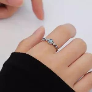 여성 심플 큐빅 은반지 데일리 실버링 쥬얼리 악세사리 MNR317