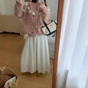 EAMT 여친 니트 가을 오버핏 실 자수 탑 컬러 카디건 도톰 가디건 핸드메이드 EUNG3