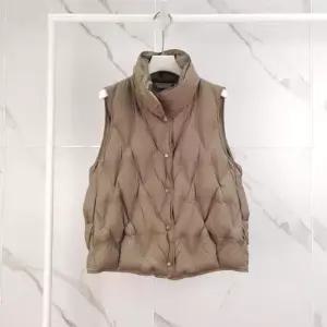 여사친 가을 패딩 조끼 따뜻한 슬림핏 민소매 MF3
