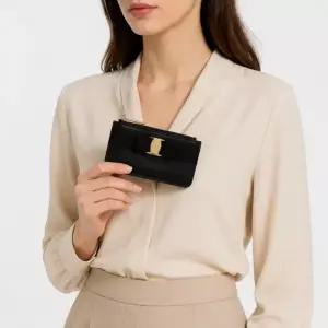 페라가모 살바토레 SALVATORE FERRAGAMO 22 E010 0734494 여성 카드지갑