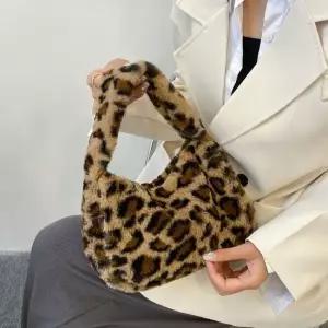 손목퍼가방 여성토트백 미니레오파드 brown 여성토트백 미니토트백 여성토드백
