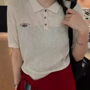 페미닌 무드 시스루 카라 반팔 니트 JSC-d0081