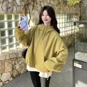 여친 노랑 캐주얼 트렌디 아이템 점퍼 바람막이 더블 지퍼 자수 코트 봄가을 반 HT1
