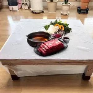 간편 일회용 테이블보 방수 위생 식탁보 50매 업소용 간편 일회용 테이블보