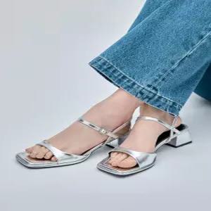 [베이직] 청키힐 스트랩 샌들 (4cm) HPWWNGS501