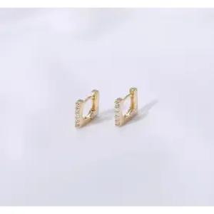 [씨아라]CIARA 14K Livorno 스텐큐브 원터치 귀걸이(GoldPlated)