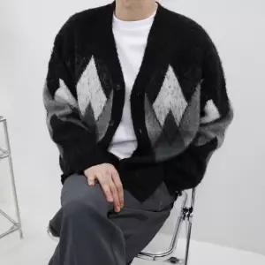 [엠클로]남자 오버핏 모헤어 아가일 배색 니트 가디건 남여공용 (3color)