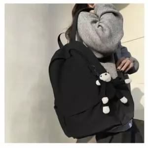 남녀공용 데일리 백팩 블랙 스쿨백 학생 책가방 가방 베이직 무드 출근 가벼운 중학생가방