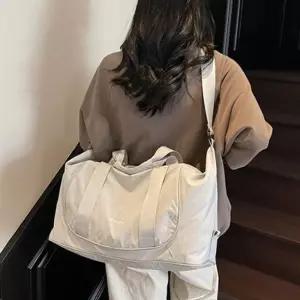 여행가방 보스턴백 대용량 스포츠가방 여행용손 바캉스 골프여성 토트백 보스턴백