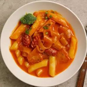 사계절 떡볶이 로제 매콤한맛 밀떡 510g [2개]