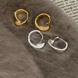 귀찌 touch Wavy earrings Silver 925 one