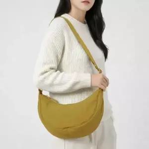 [라일리] Rly 데일리 반달 크로스백 미니 숄더 슬링백 머스터드