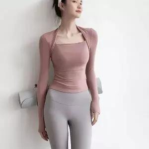 독특한 디자인의 긴팔 티셔츠 여성 스퀘어넥 이너