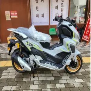 스쿠터 키웨이 XDV250 오토바이 배달용 포르쟈 xmax