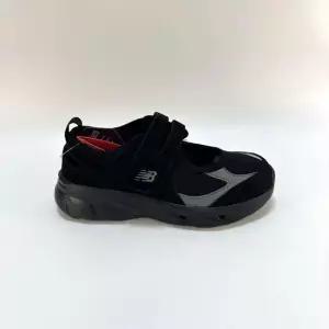 뉴발란스 MUST IT_ 브리즈 블랙 메리제인 여름샌들 SD2203BK