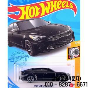 Hotwheels 1/64 스케일 합금 자동차 모델 Stinger GT