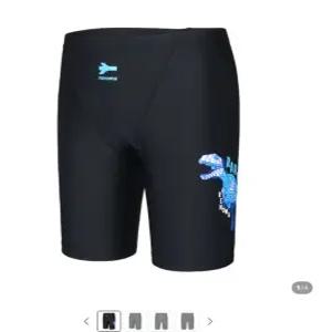 레노마수영복 남아 공룡 4부 수영복 블랙 RN-BS2G501-BK