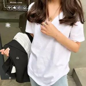 여성 여름 외출 루즈핏 스타일 단독 이너 라운드넥 반팔 티셔츠