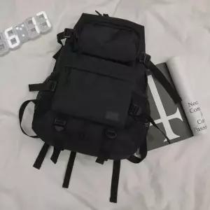 백팩 남여공용 데일리 블랙 투포켓 스 WFLVFXR
