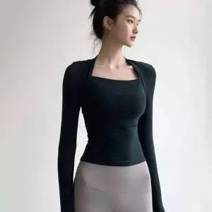WL 필라테스 요가 헬스 다양한 운동 스퀘어 긴팔티 가벼운 시원한