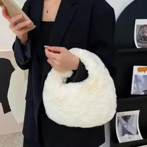 [가방] 가방 토트백 포인트 퍼 러블리
