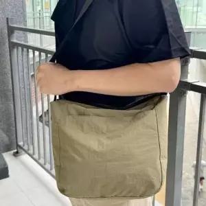 [가방] 수납 가능한 넉넉하게 코디 데일리 스타일 어깨끈 가방 크로스 패션 일상 조절 캐주얼