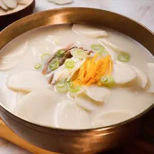 참도깨비 아침엔 떡국630g X 4봉 사골육수 속 쌀떡 소고기 대파 계란지단이 한봉에 아침식사대용