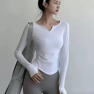 가녀린 연출 가능한 브이 트임 긴팔 티셔츠 신축성-WFMO1ZN