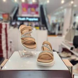 여성 발 편한경량 4cm 컴포트 웨지힐 스트랩 슬리퍼 3f26036-10CA 781172