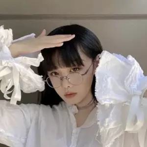남녀 공용 가벼운 스마트룩 코디 가성비 금속테 안경 안경 반무테 무테 (WDB9A0A)