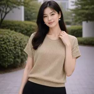 [지고트](광주신세계)JS5E1PO551[메탈릭 글로우 라운드넥 니트]