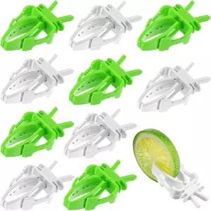 10PCS 버드 케이지 먹이 홀더 플라스틱 앵무새 과일 채소 클립 공급 밀레 버디 잉꼬 - 화이트 앤 그린