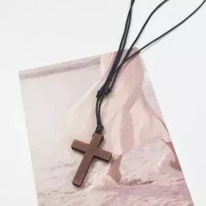 [하프클럽/]우드 십자가 목걸이 가죽끈 길이조절 룸미러걸이