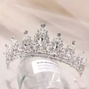 머리띠 큐빅 웨딩 브라이덜샤워 공주 헤어밴드 신부 촬영 생일