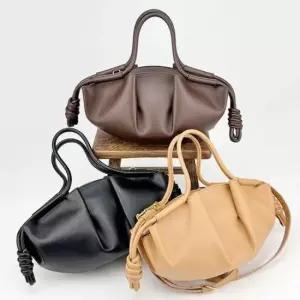 [패션모자] FC118 만두 클래식 크로스백 주름 가죽 여성 가방 토트