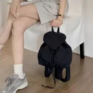 여성 데일리 백팩 심플 가벼운 휘뚜루마뚜루 가방 봄 여성가방 패션잡화