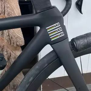 9개세트 UCI 레인보우 스트라이프 자전거 스티커 자전거 헬멧 프레임 용 방수 스티커