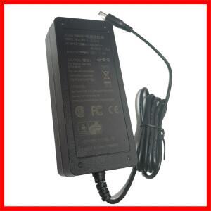 32V 3A 96W AC DC 어댑터 스위칭 전원  장치 32V3A 제조업체 충전기