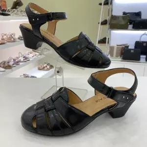 [에스콰이아]에스콰이아 여성 피셔맨 미들 샌들 5cm YASMD8I2