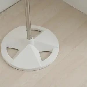 로프트앤리빙 이동식행거 스탠드옷걸이 코너 무타공 철재 미니 튼튼한 철제 헹거 조립식 매장 틈새 파이프 고정식 튼튼한 낮은 2단 드레스룸 벽수납 옷가게 원룸 옷장
