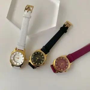 Square Round Watch 패션잡화 시계 여성시계 여자시계 watch