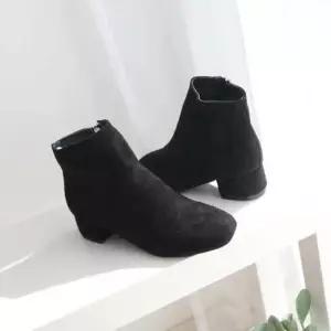 직장인 오피스룩 패션화 연말 모임 예쁜 정장 구두