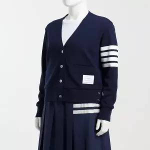 [톰브라운]THOM BROWNE 4바 스트라이프 RWB 탭 루프백 가디건 FJT069A 00535 415 823251