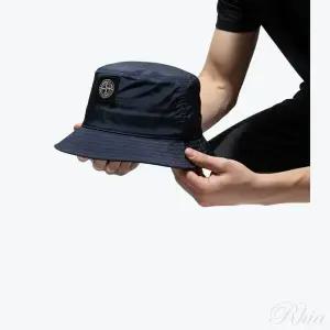 [스톤아일랜드] 나일론 메탈 리제너레이티드 버킷햇 149582212