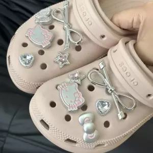 산리오 헬로키티 파츠 세트 크록스 DIY 장식 세트