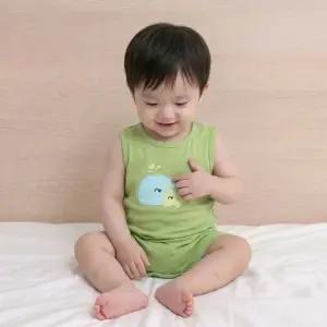 (사이즈 18m)고래 자수 민소매 바디수트