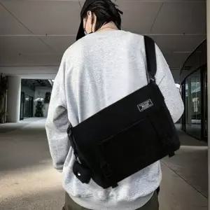 베이직 캐주얼 메쉬 투버클 메신저백 크로스백 가방