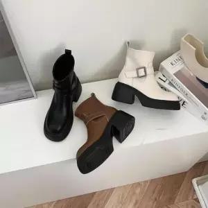 여성부츠 앵클부츠 둥근코 여자 오버솔 버클 키높이 천연소가죽