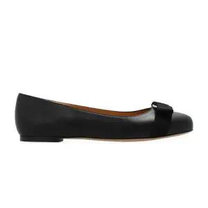 SALVATORE FERRAGAMO  26SS 바리나 발레 플랫 슈즈 D 01I744 775746