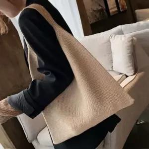 9 심플 니트 백팩 패션잡화 미니백 여성 데일리 호보백 가벼운 숄더 여행 쇼퍼백 백 구름백